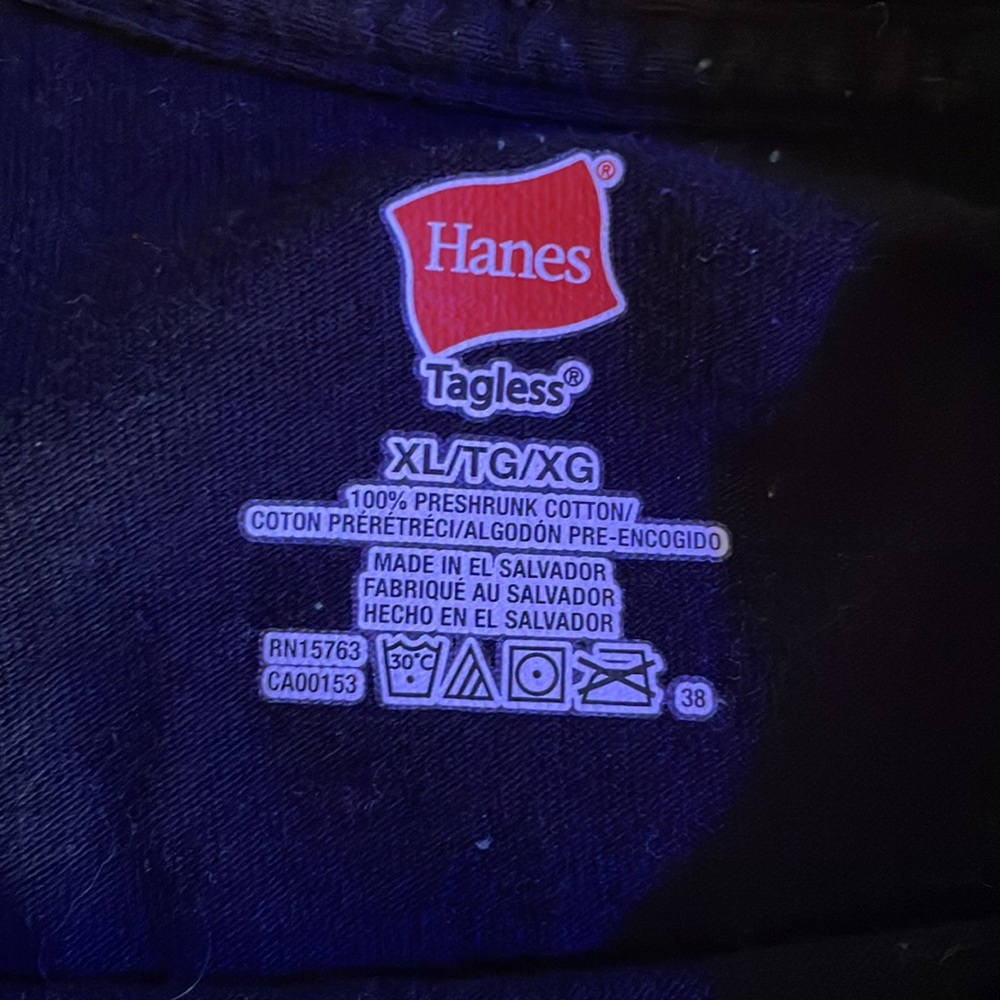 Graphic T - Picture 3 of 4